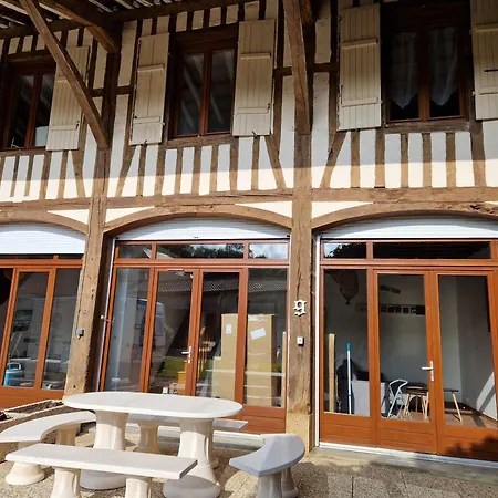 Du Chateau De Apartment *