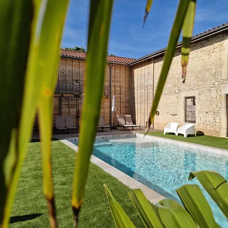 Du Chateau De * Crespy-le-Neuf